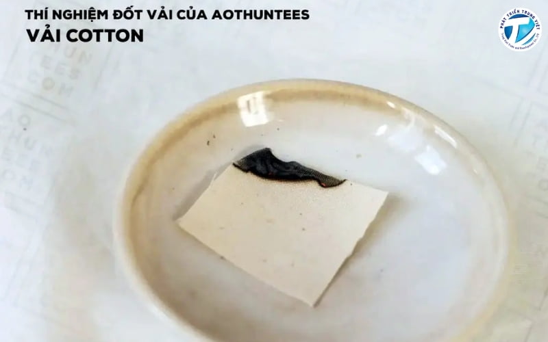 Đốt vải 100 cotton sẽ tạo ra vụn như vụn than